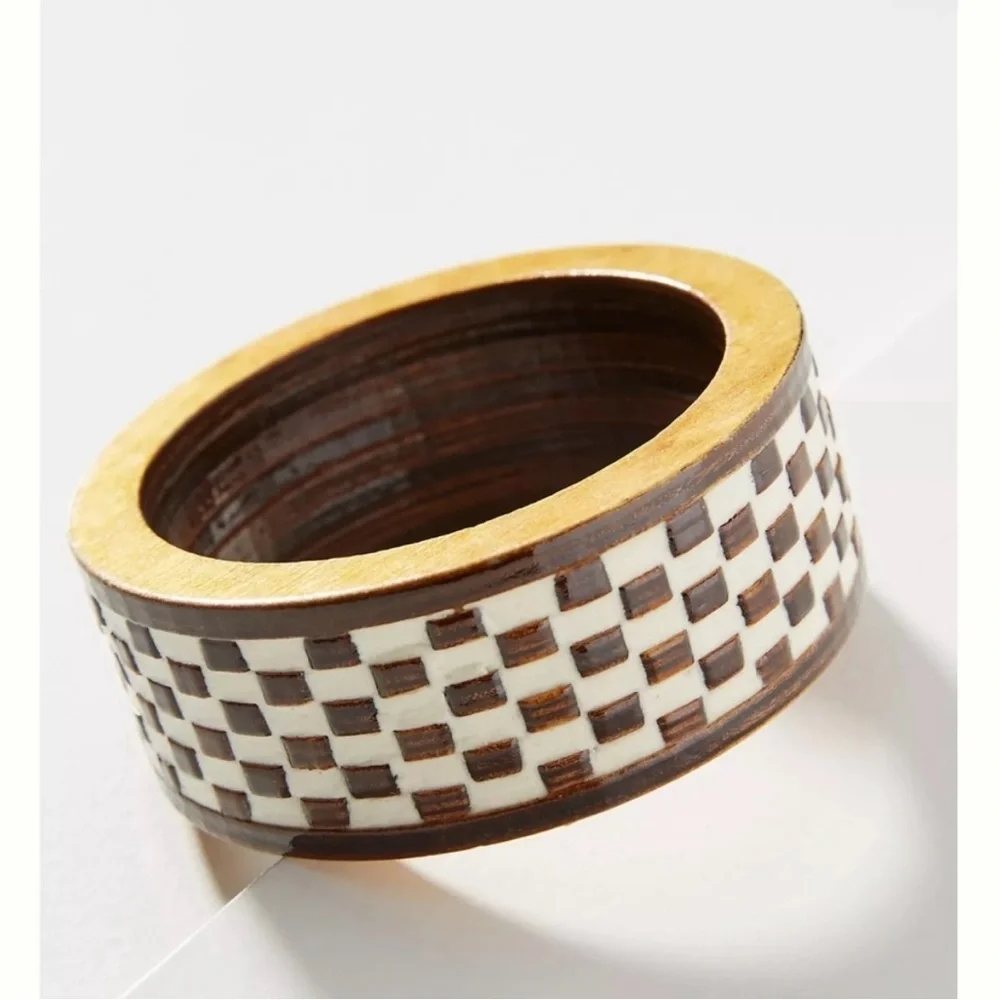 Anthropologie Wooden Checkered Bangle Bracelet in Cream/White & Brown